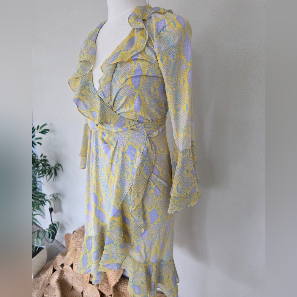 NWT DVF Carli Silk Ruffle Wrap Dress Pastel Snake Print Office Siren Size S